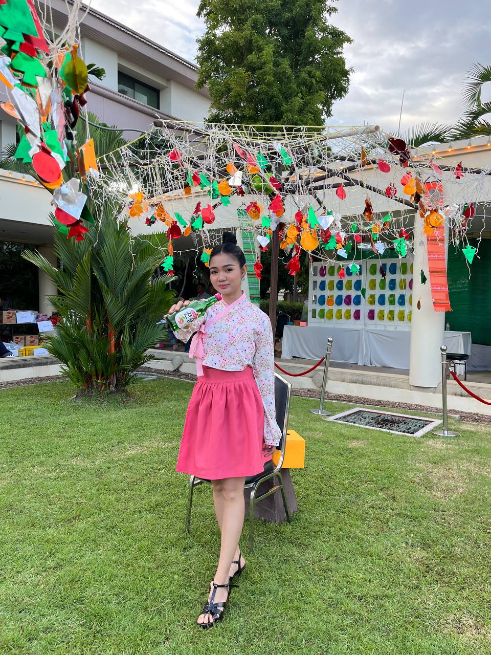 Thai Embassy with Da Houg Heng 23
